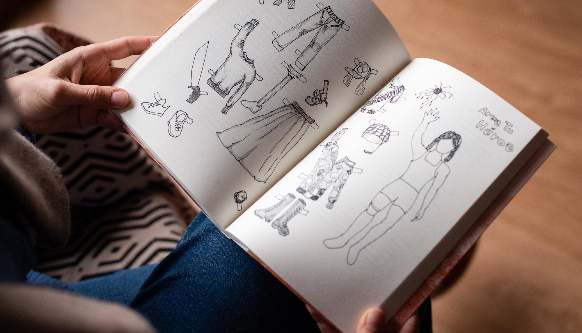 Páginas de ‘Persona’, de José Carlos Agüero